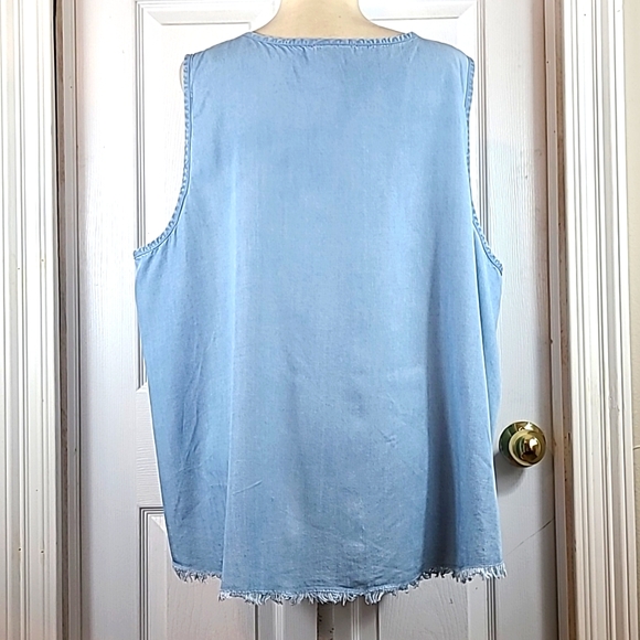 a.n.a Denim Blouse - Picture 4 of 10